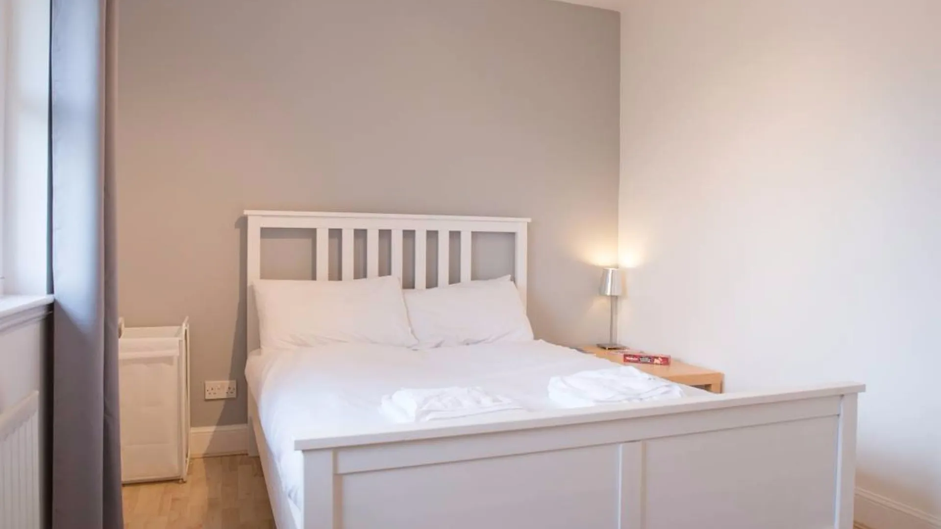 Apartment 5 Bedroom House With Free Parking Edinburgh