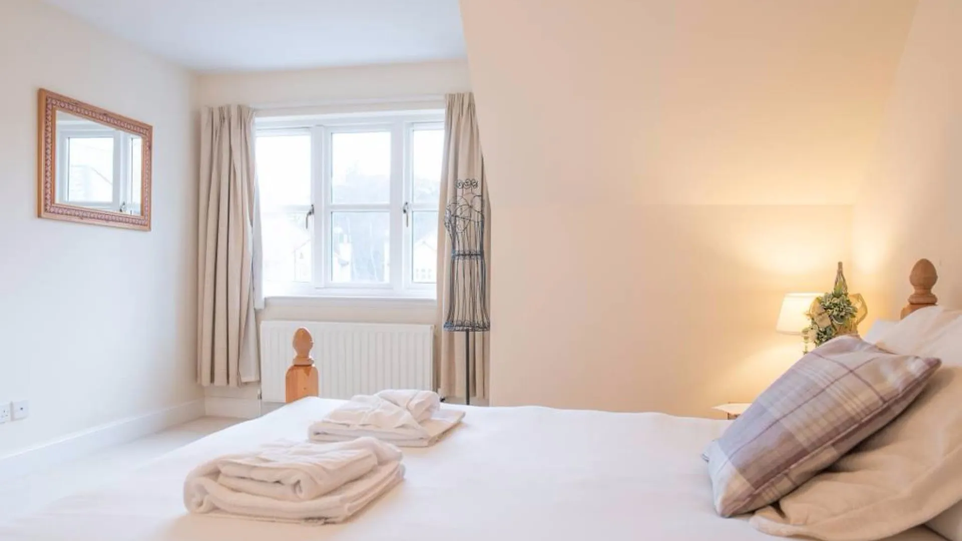 Apartment 5 Bedroom House With Free Parking Edinburgh